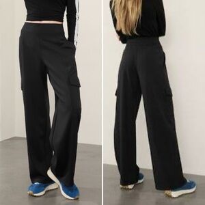Athleta Venice Cargo Wide Leg Pant